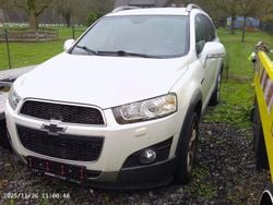 Weiß Gebraucht 2012 Chevrolet Captiva SUV | 4.390 € (Superpreis)