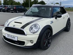 Pepper white Gebraucht 2011 Mini John Cooper Works Kleinwagen | 10.480 € (Superpreis)