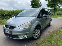 Grau Gebraucht 2006 Ford Galaxy Van / Kleinbus | 3.500 € (Etwas zu teuer)