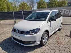 Weiß Gebraucht 2013 VW Touran Match Van / Kleinbus | 7.500 € (Fairer Preis)