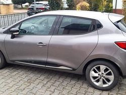 Grau Gebraucht 2016 Renault Clio IV LIMITED Kleinwagen | 7.390 € (Fairer Preis)