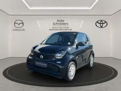 Schwarz Gebraucht 2019 Smart ForTwo Coupé Coupé | 14.490 € (Etwas zu teuer)