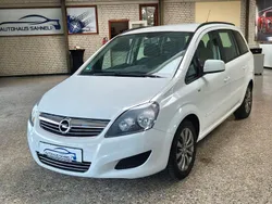 Weiß Gebraucht 2014 Opel Zafira Family Van / Kleinbus | 4.490 € (Fairer Preis)