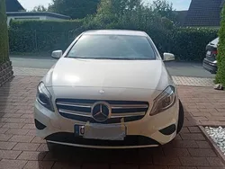 Weiß Gebraucht 2013 Mercedes A180 Kleinwagen | 14.800 € (Etwas zu teuer)