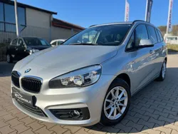 Silber Gebraucht 2017 BMW 218 Gran Tourer Advantage Van / Kleinbus | 12.999 € (Guter Preis)