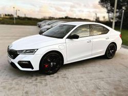 Weiß Gebraucht 2021 Skoda Octavia RS Limousine | 21.500 € (Fairer Preis)