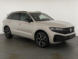 Beige Neu 2025 VW Touareg SUV | 81.850 €