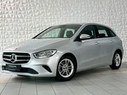 Silber Gebraucht 2019 Mercedes B180 Van / Kleinbus | 18.990 € (Guter Preis)