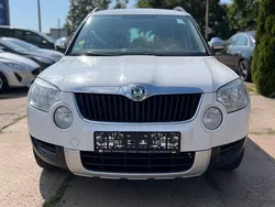 Weiß Gebraucht 2012 Skoda Yeti Ambition SUV | 5.750 € (Guter Preis)