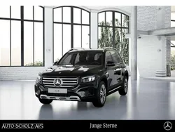 Kosmosschwarz metallic Gebraucht 2025 Mercedes GLB220 Progressive SUV | 45.490 €