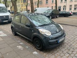 Grau Gebraucht 2007 Citroën C1 Kleinwagen | 1.300 €