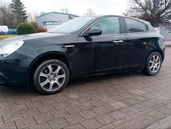 Schwarz Gebraucht 2012 Alfa Romeo Giulietta Limousine | 2.499 € (Superpreis)