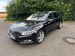 Schwarz Gebraucht 2015 VW Passat Comfortline Kombi | 10.900 € (Etwas zu teuer)