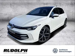 Pure white Gebraucht 2024 VW Golf VIII Edition Limousine | 31.710 € (Fairer Preis)