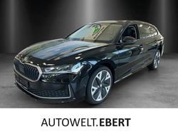 Onyxschwarz Gebraucht 2025 Skoda Superb Selection Kombi | 43.980 €
