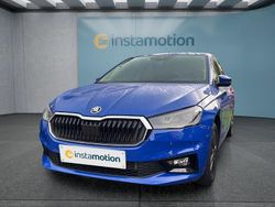 Blau Gebraucht 2025 Skoda Fabia Limousine | 18.599 € (Guter Preis)