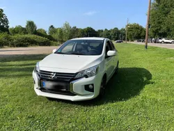 Weiß Gebraucht 2022 Mitsubishi Space Star Select+ Limousine | 12.000 € (Guter Preis)
