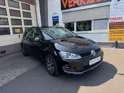 Schwarz Gebraucht 2016 VW Golf VII Allstar Limousine | 11.480 € (Fairer Preis)