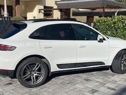 Weiß Gebraucht 2021 Porsche Macan SUV | 51.400 € (Guter Preis)