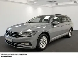 Grau Gebraucht 2022 VW Passat Business Kombi | 25.590 € (Fairer Preis)
