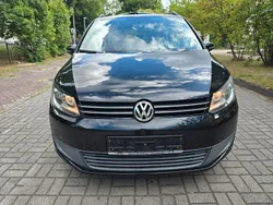 Schwarz Gebraucht 2010 VW Touran Trendline Van / Kleinbus | 4.999 € (Guter Preis)