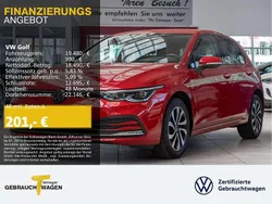 Rot Gebraucht 2022 VW Golf VIII Active Limousine | 19.480 € (Guter Preis)