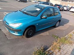Blau Gebraucht 1999 Peugeot 206 Limousine | 500 € (Guter Preis)