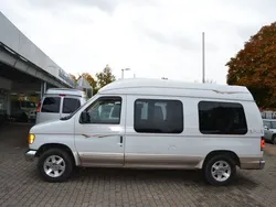 Weiß Gebraucht 2005 Ford Econoline Van | 19.900 €