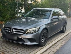 Grau Gebraucht 2020 Mercedes C180 Kombi | 24.444 € (Fairer Preis)