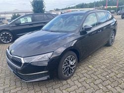 Schwarzmagic perleffekt Gebraucht 2025 Skoda Octavia Selection Limousine | 33.990 € (Guter Preis)