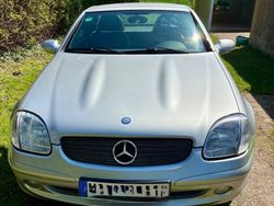 Silber Gebraucht 2003 Mercedes SLK200 Cabrio | 8.100 € (Etwas zu teuer)