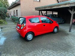 Rot Gebraucht 2011 Chevrolet Spark Kleinwagen | 2.300 € (Fairer Preis)