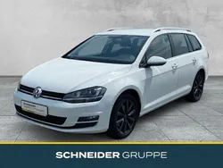 Weiß Gebraucht 2015 VW Golf VII Highline Kombi | 12.890 € (Etwas zu teuer)