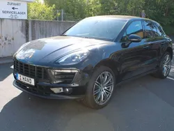 Tiefschwarzmetallic Gebraucht 2017 Porsche Macan S SUV | 39.900 € (Guter Preis)