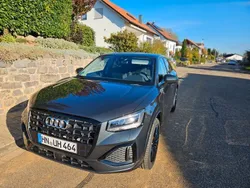 Grau Gebraucht 2024 Audi Q2 Advanced SUV | 29.990 € (Fairer Preis)