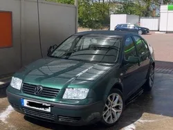 Grün Gebraucht 2002 VW Bora Limousine | 4.000 € (Teuer)