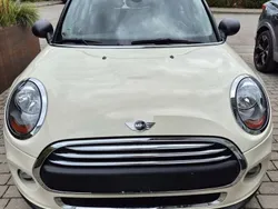 Weiß Gebraucht 2015 Mini ONE Kleinwagen | 11.500 € (Guter Preis)