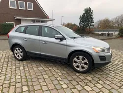 Silber Gebraucht 2010 Volvo XC60 Summum SUV | 6.100 €