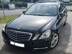 Schwarz Gebraucht 2012 Mercedes E250 Avantgarde Kombi | 8.700 € (Guter Preis)