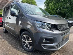 Grau Gebraucht 2019 Peugeot Rifter GT-line Van / Kleinbus | 16.500 € (Etwas zu teuer)