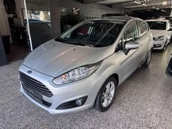 Silber Gebraucht 2017 Ford Fiesta Titanium Limousine | 9.750 €