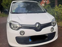 Weiß Gebraucht 2017 Renault Twingo LIMITED Kleinwagen | 4.000 € (Guter Preis)