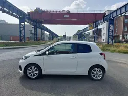 Weiß Gebraucht 2018 Peugeot 108 Style Kleinwagen | 6.190 € (Fairer Preis)