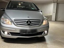 Silber Gebraucht 2008 Mercedes B170 Van / Kleinbus | 3.200 € (Fairer Preis)