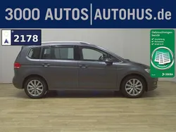 Indiumgrau metallic Gebraucht 2019 VW Touran Comfortline Van / Kleinbus | 17.980 € (Guter Preis)