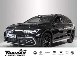 Grenadillschwarz metallic Gebraucht 2024 VW Golf Alltrack Kombi | 39.880 € (Etwas zu teuer)