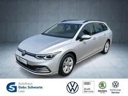Silber Gebraucht 2023 VW Golf VIII Life Kombi | 23.390 € (Fairer Preis)