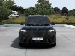 Saphirschwarz metallic Neu 2025 BMW X7 SUV | 115.739 €