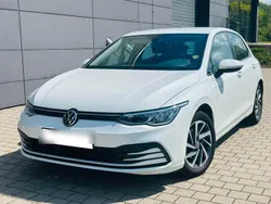 Pure white Gebraucht 2021 VW Golf VIII Life Kleinwagen | 18.700 € (Superpreis)