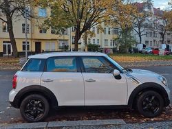 Weiß Gebraucht 2012 Mini One Countryman SUV | 7.700 € (Fairer Preis)